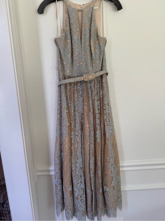 Badgley Mischka Blush Beige Evening Dress